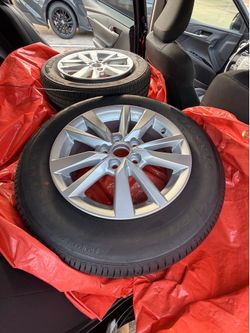 Toyota Camry OEM 16” Wheels & Firestone FT140 Tires – Set of 4 – Like New  Description:  Set of 4 genuine Toyota 16-inch alloy wheels with Firestone b