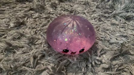 Glitter dumpling squishy