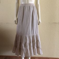 d & co. Ruffled Midi  Skirt Size L