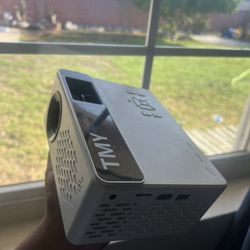 TMY Projector