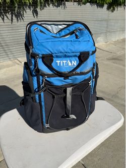 Arctic Zone Titan Deep Freeze Backpack Cooler