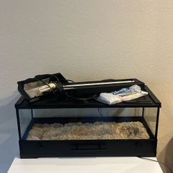 Reptile Terrarium  -  20 Gallon