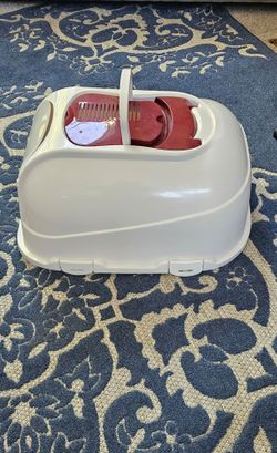 Cat litter top