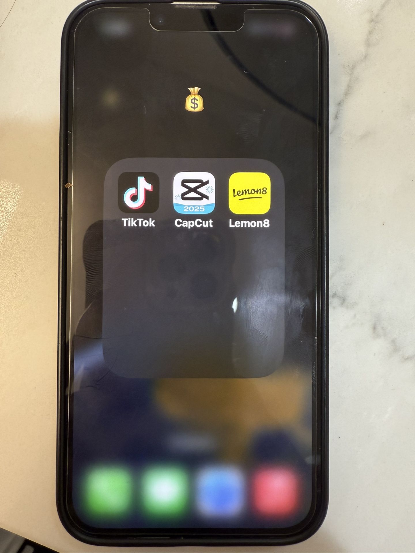 iPhone 16 Plus