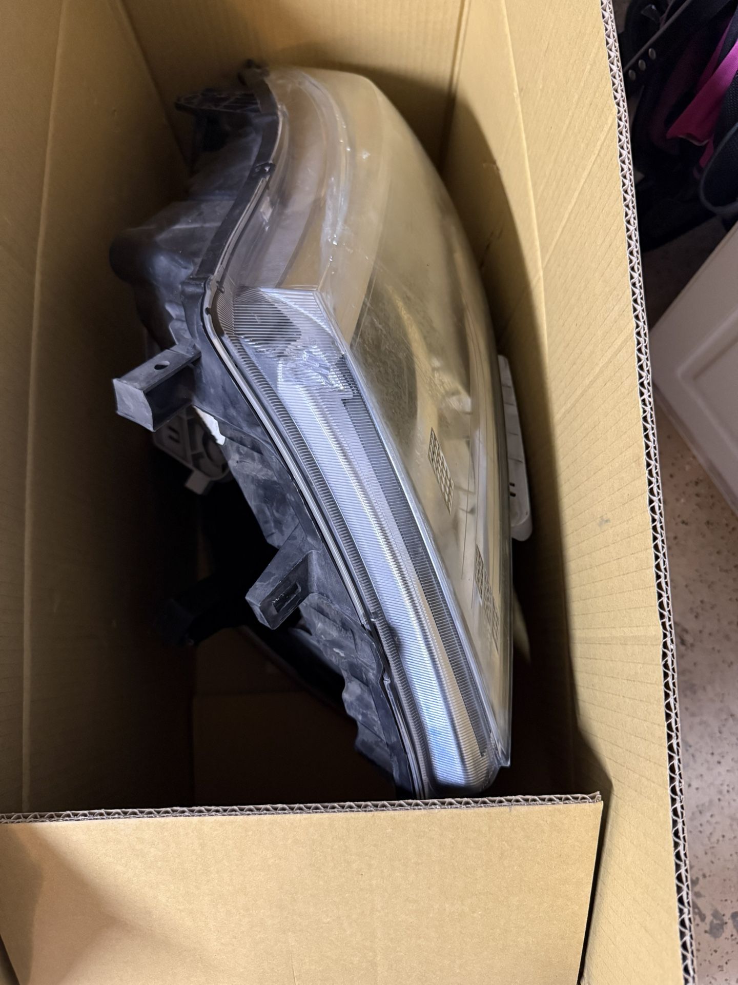 2015 Nissan Pathfinder Headlights OEM