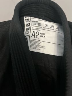 BJJ Bundle 3 Jiu Jitsu Gis and a Like New Tatami Hoodie A2