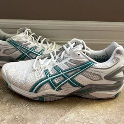 Brand New ASICS Gel-Resolution