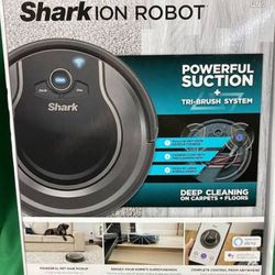 ***NIB*** Shark Ion Robot vacuum