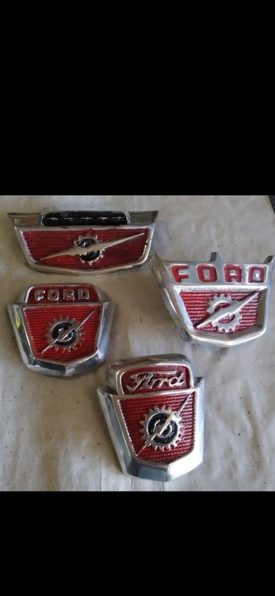 Ford Emblems