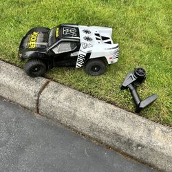 Losi RC Trophy Truck
