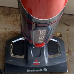 Bissell  Symphony Vacuum and Steam Mop with 2 Mop Pads, 1132 Asking price is $90.00 Pick up only  In Powder Springs Ga 30127 