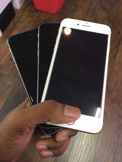 iPhone 6 16GB / 64GB Factory Unlocked Excellent Condition With Free Charger
