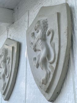 Cement Lion Plaque