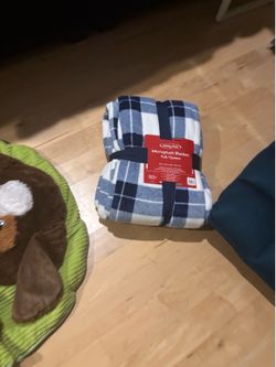plaid microplush blanket full/queen