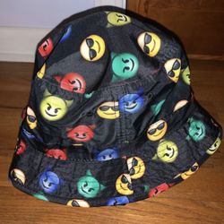 Bucket Hat