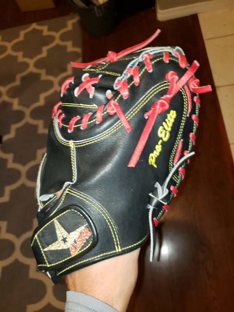 All-Star Pro Elite CM3000SBK 33.5inch Catchers glove mitt