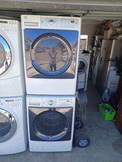 Kenmore Stackable Washer And electric dryer