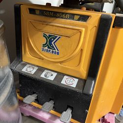 Tire and balancer machine