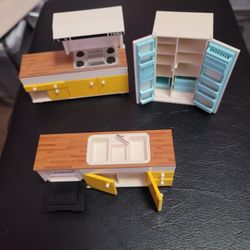 Tomy Dollhouse Furniture 