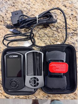 Subaru 2015+ Cobb Access port  Unmarried