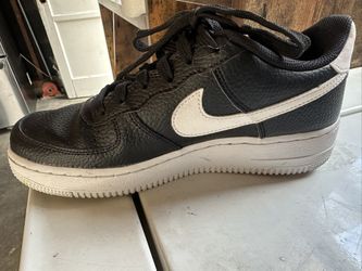 Nike Size 6 1/2 Y