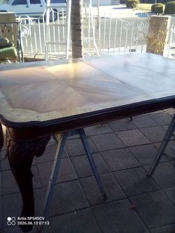 A kitchen table and chairs