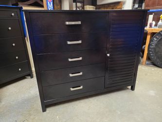 Modern Dark Espresso 5 Drawer Dresser with Large Door