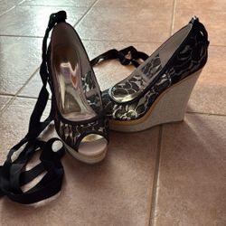 Jennifer Lopez Black Lace Wedge