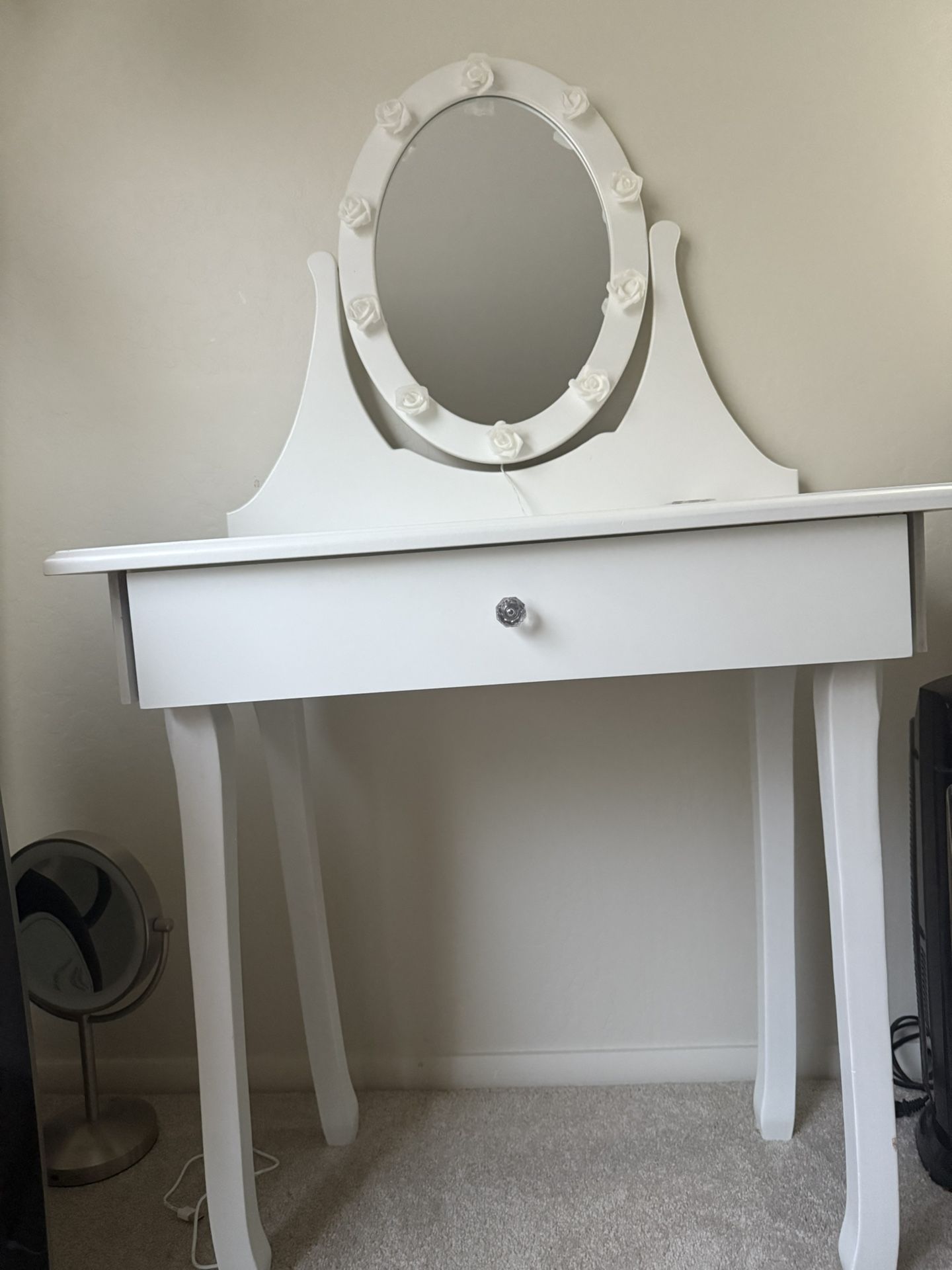 White Vanity Table with Mirror