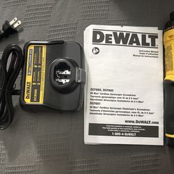 Never used/ open box- DEWALT DCF682 8V Max Gyroscopic Screwdriver With Battery and Charger