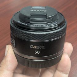 Canon RF 50mm f/1.8 STM Lens in great condition