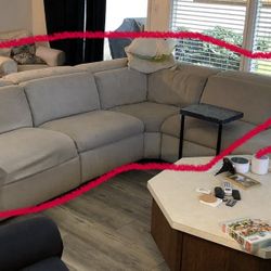 Free Couch READ BELOW FOR DESCRIPTION