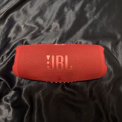 JBL Charge 5 Speaker