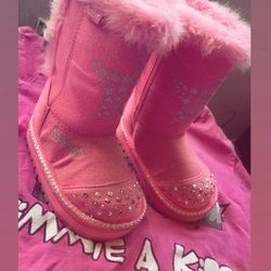 twinkle toes fur boots🦄💖