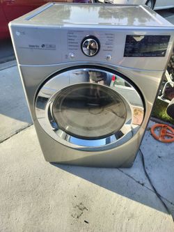 LG large capacity 7.4 cu ft. Gas dryer