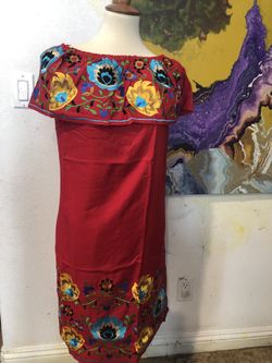 XL VESTIDO BORDADO