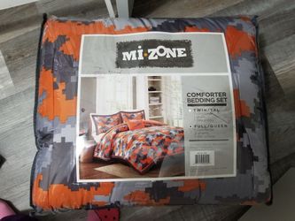 Mi Zone 4-Piece Full/Queen Comforter Set REDUCED!!