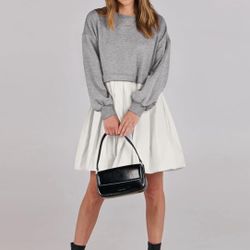 New In Box!!  Anrabess (Size M) Oversized Sweatshirt Dress $15 (#519)