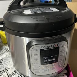 Insta pot Pressure Cooker 