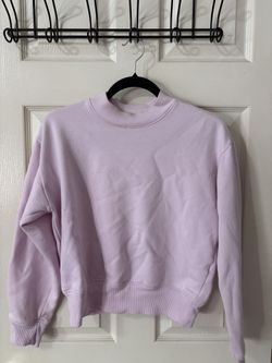 Wild Fable Women’s Lavender Crew Neck
