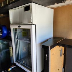 Commercial Countertop Fridge/ Freezer