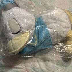 Sleeping Donald Duck Plush (Toreba Ckaw Machine)
