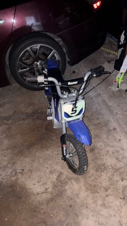 Razor MX350 Dirt Rocket 250$