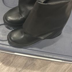 Boots Size 8