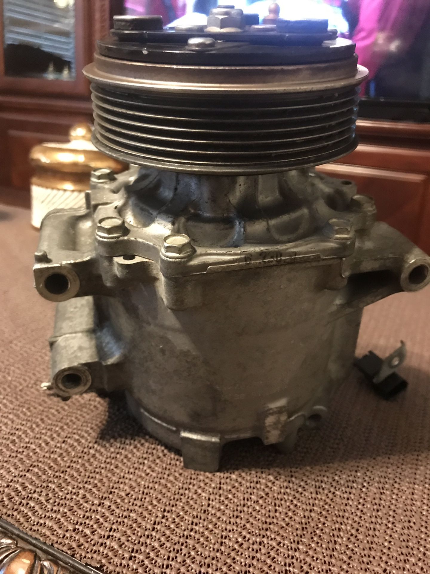 AC COMPRESSOR