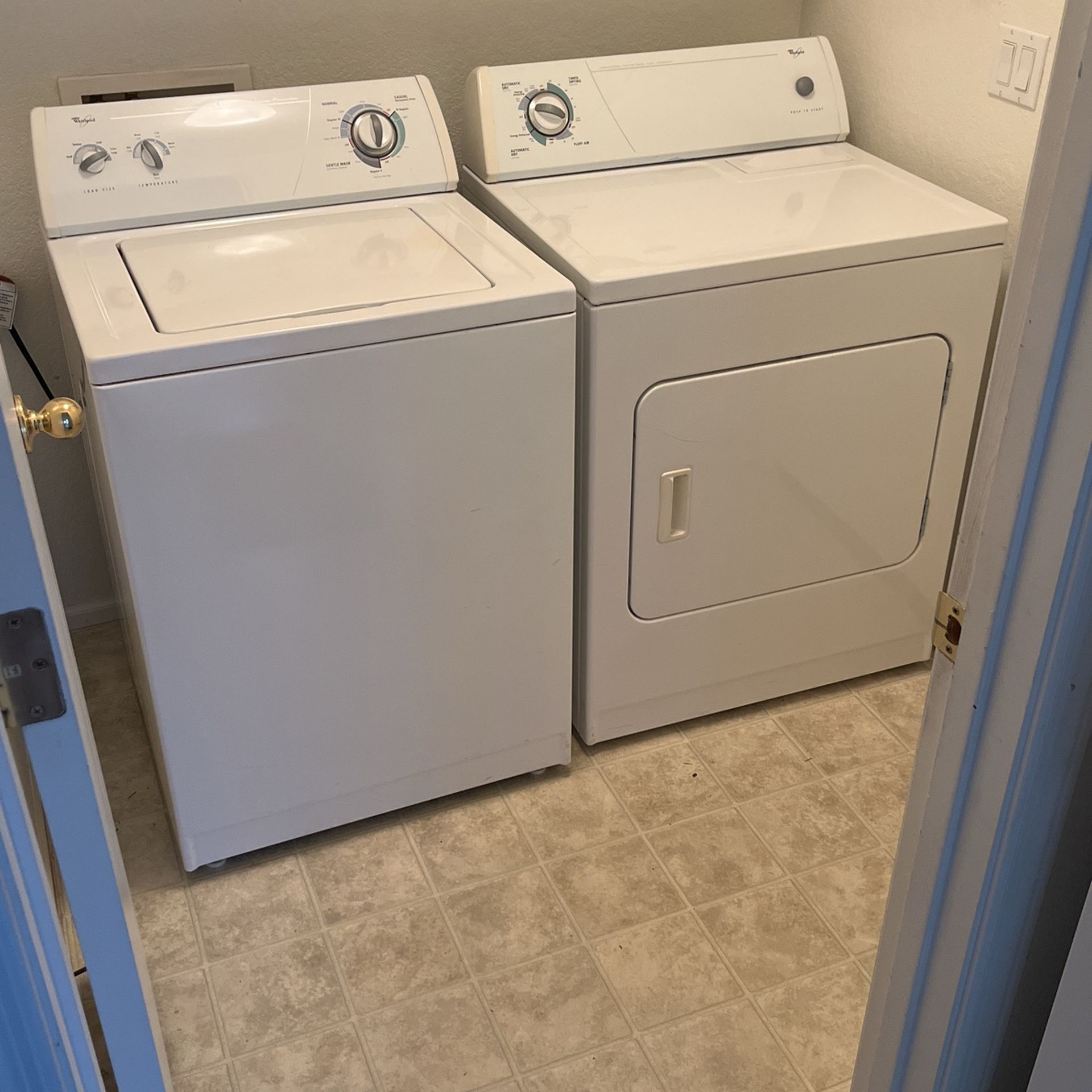 Whirlpool Washer And Dryer Set