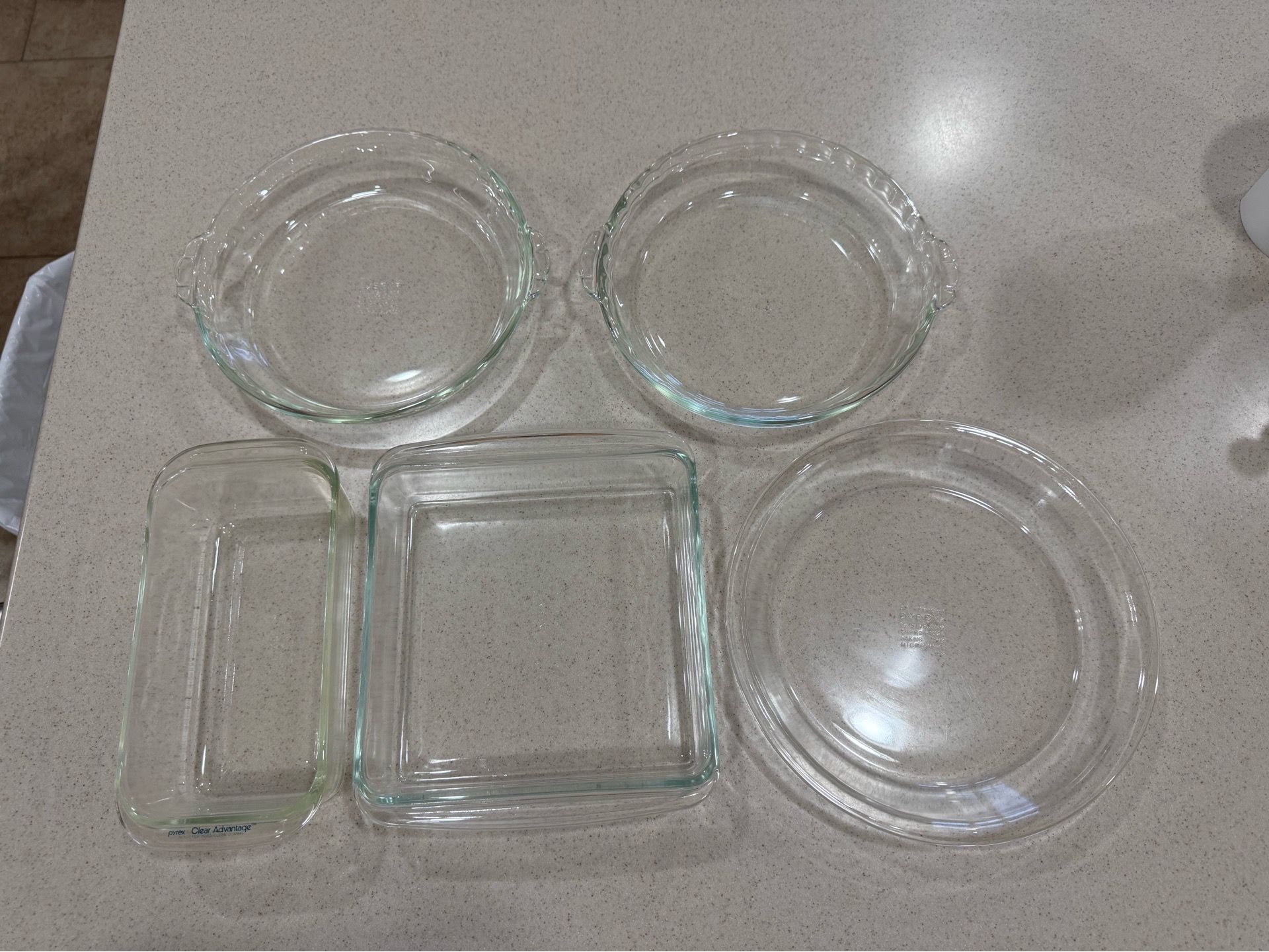 Lot of Assorted Pyrex Glass Bakeware