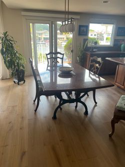 Kitchen table