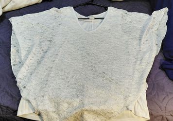 Beautiful White Sparkling Hankerchief Type Shirt Bright Size XL