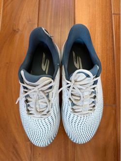 Sketchers Pickleball Shoes Pair Size 9 Men’s Tennis Shoes